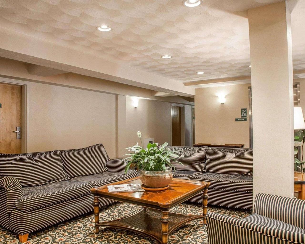 Comfort Inn At Newport Beach Middletown Eksteriør bilde